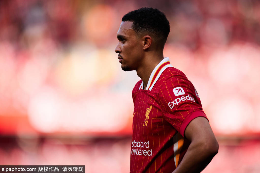 利物浦太子爷“叛逃”皇马？铁杆拳王怒喷：他把我们当猴耍！冠军游行别来了！